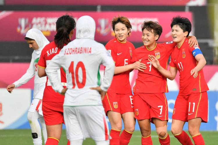 女足中国对韩国直播cctv5